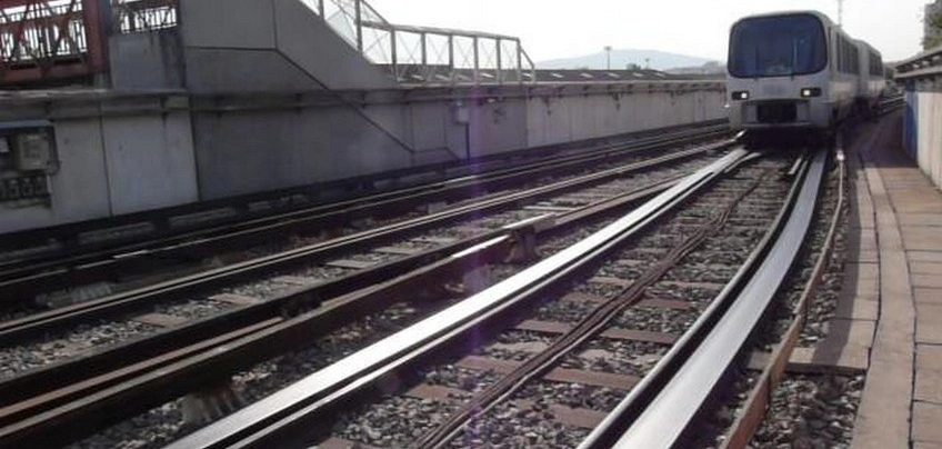 Technologies, maintenance, voie, ballast, béton - métro pneu